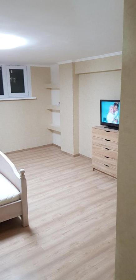 Mini-Otel On Harkivske Shose Kyiv Exterior photo